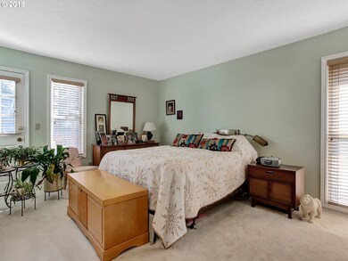 Bedroom, Primary