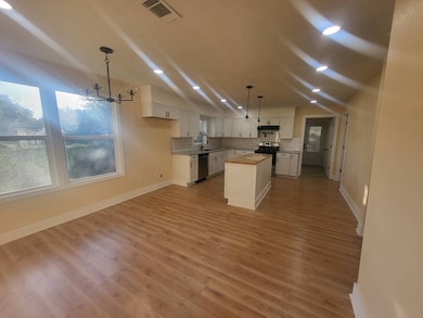 801 Dalton St, Pocahontas, AR 72455 - photo 7