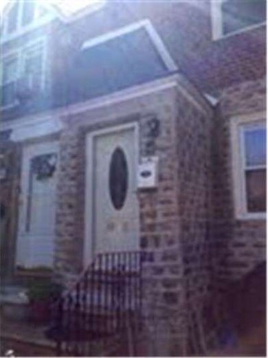 6816 Radbourne Rd, Upper Darby, PA 19082 - photo 2