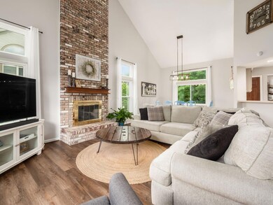 949 Thornapple - 3