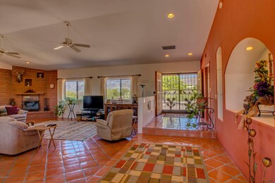 3530 N Houghton Rd__071
