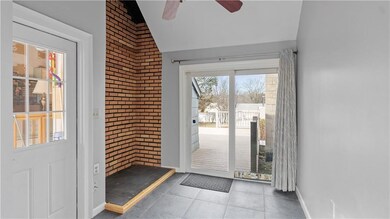 9 Palmer St, Greenville, RI 02828 - photo 6