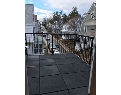 200 Highland Ave unit 4, Somerville, MA 02143 - photo 6
