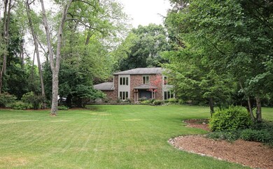 9376 Hidden Lake Cir, Dexter, MI 48130 - photo 2