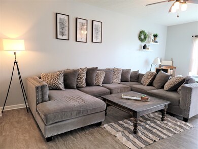 2511 Blackthorn Dr, Franklin, IN 46131 - photo 2