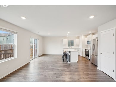 1302 NW Larson Dr, La Center, WA 98629 - photo 6