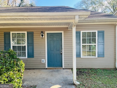 105 Granite St unit B, Hogansville, GA 30230 - photo 2