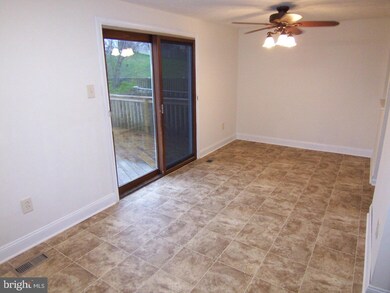 929 Angel Valley Ct N, Edgewood, MD 21040 - photo 7