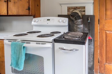 116 Pownal Rd, Freeport, ME 04032 - photo 5