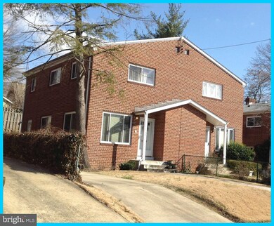 53 E Taylor Run Pkwy, Alexandria, VA 22314 - photo 2