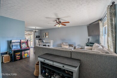 4309 Trelawny Ln, Powell, TN 37849 - photo 5