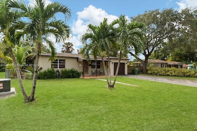 6616 SW 2nd Ct, Pembroke Pines, FL 33023 - photo 3