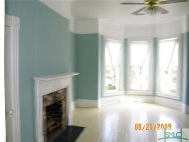 413 E Huntingdon St, Savannah, GA 31401 - photo 4