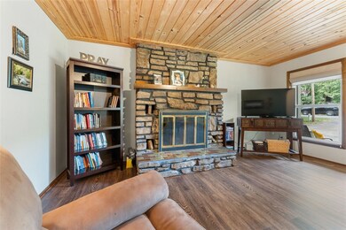 9 Brentwood Dr, Bella Vista, AR 72715 - photo 4