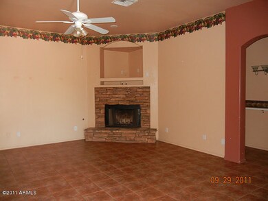 Great Room w/Fireplace
