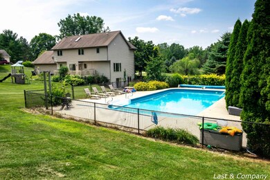 70 Rollingbrook-17