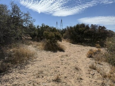 8135 Joshua St, Phelan, CA 92371 - photo 2