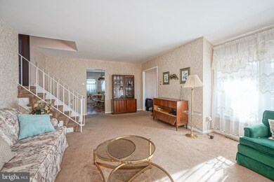 914 Coach Rd, Blackwood, NJ 08012 - photo 2