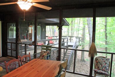 1063 Fox Ln, Hide A Way Hills, OH 43107 - photo 5