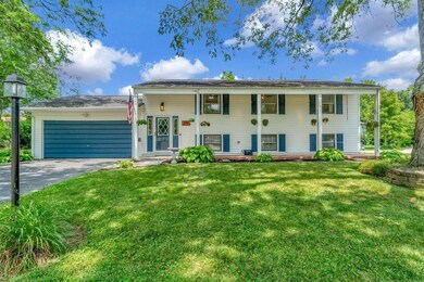 f8_200_Hermitage_Rd_001