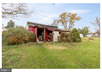 7524 Harmans Rd, Harmans, MD 21077 - photo 5