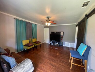 918 Doyle St, Longview, TX 75601 - photo 6