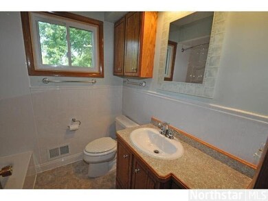 5125 Woodridge Rd, Minnetonka, MN 55345 - photo 6