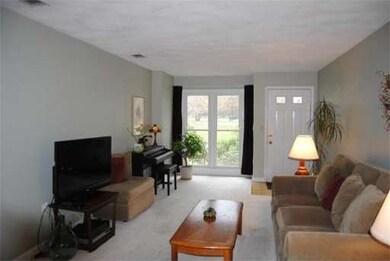 75 Page Rd unit 7, Bedford, MA 01730 - photo 4