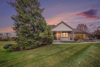 526 Galen Cir, Ann Arbor, MI 48103 - photo 2