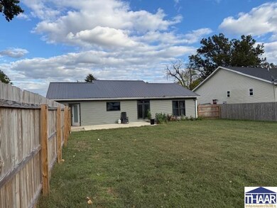 127 N Davis St, Clinton, IN 47842 - photo 2