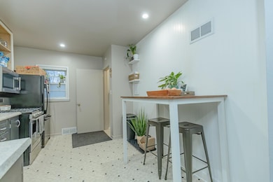 424 E 10th St, Spencer, IA 51301 - photo 5