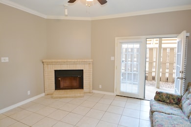 12446 Starcrest Dr unit 403, San Antonio, TX 78216 - photo 2