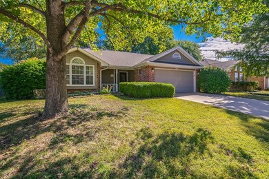 Beautiful mature trees provide privacy.  (installe
