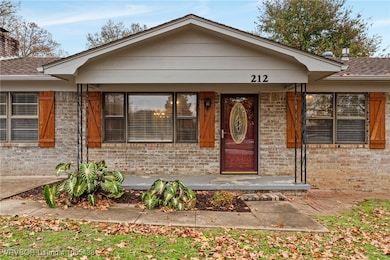 212 E Joplin St, Greenwood, AR 72936 - photo 3