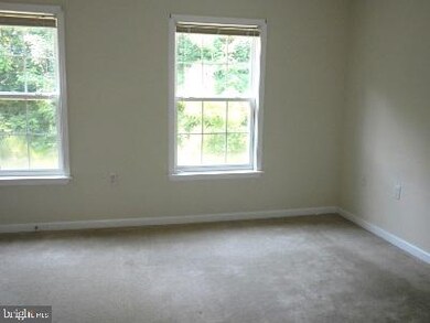 306 Hupps Hill Ct, Strasburg, VA 22657 - photo 7