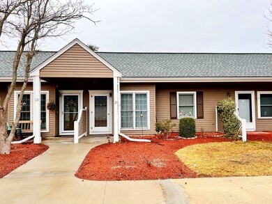 75 Page Rd unit 29, Bedford, MA 01730 - photo 2