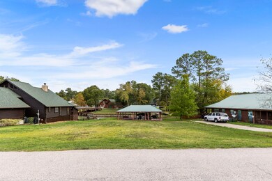 32 Hunters Creek Dr, Huntsville, TX 77340 - photo 5