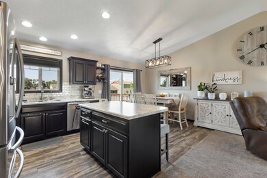 405 Willow Street-03