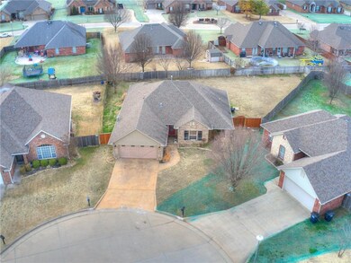 1608 Cedar Bend Ct, Shawnee, OK 74804 - photo 5