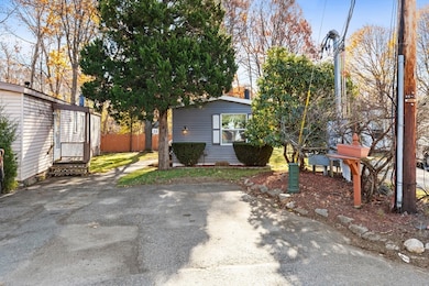 251 Newbury St unit 23, Peabody, MA 01960 - photo 4