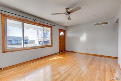 527 Strohbeck Ln, Bethalto, IL 62010 - photo 4