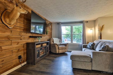 10612 Winding Way Dr, Harrison, OH 45030 - photo 5