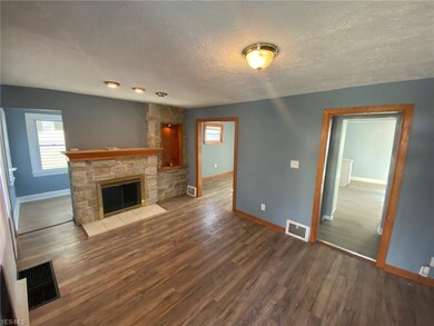 839 Caledonia Ave, Cleveland, OH 44112 - photo 4
