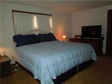 Huge master bedroom! Walk in closet and master bat