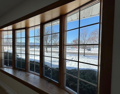 3051 S Scott St, Des Plaines, IL 60018 - photo 6