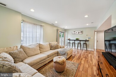 10918 Trotting Ridge Way, Columbia, MD 21044 - photo 3