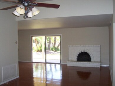 Lr/Family Room