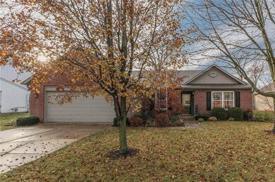 1702 Turning Leaf Dr, Franklin, IN 46131 - photo 2