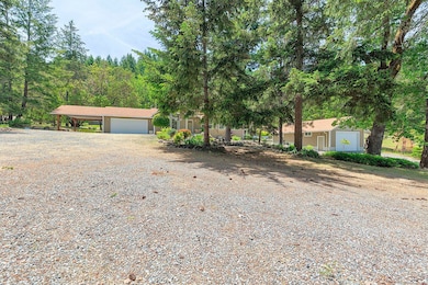 38-web-or-mls-1351-summit-loop