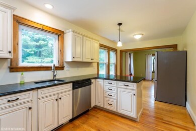 8 Elm Ct, Hatfield, MA 01038 - photo 6